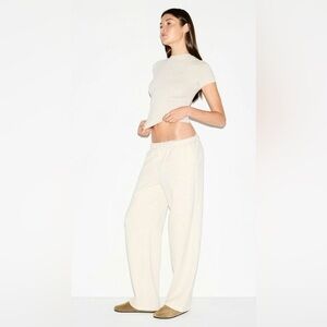 SKIMS Cotton Fleece Straight-Leg Pants Oatmeal Heather, size M, like new!